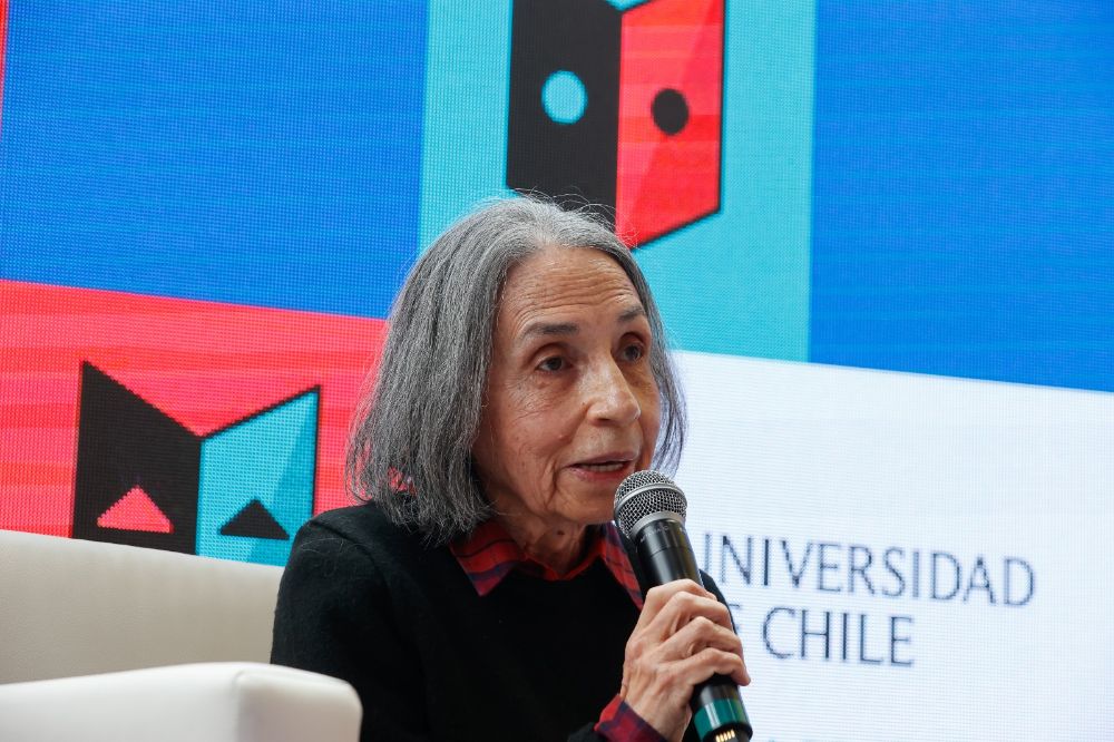 “Cuando la palabra es verdadera se vuelve también política”, señaló Elvira Hernández en el marco de la presentación